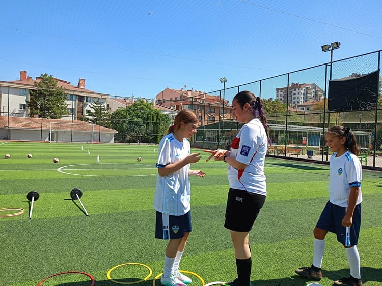 Ankara Futbol Akademi Dikmen - A.Ayrancı Fonksiyonel Antremanlar - 2. Fotoğraf
