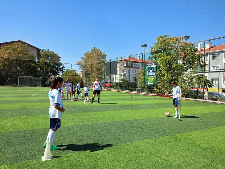 Ankara Futbol Akademi Dikmen - Hoşdere Fonksiyonel Antremanlar - 4. Fotoğraf