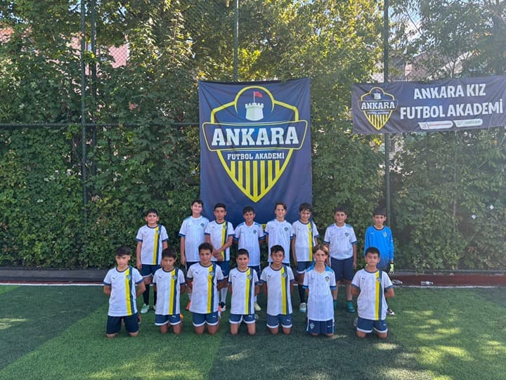 Ankara Futbol Akademi Dikmen - A.Ayrancı Fonksiyonel Antremanlar - 1. Fotoğraf
