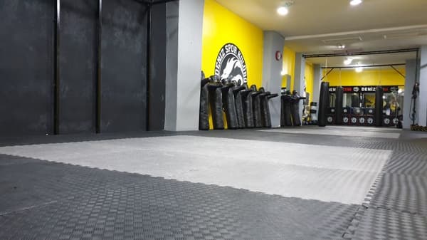 Deniz Spor Kulübü - Personal Training - 94. Fotoğraf Deniz Spor Kulübü - Personal Training - 94. Fotoğraf