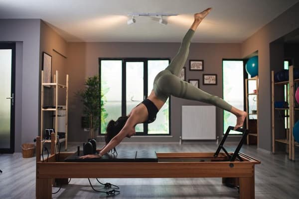 Jungle Pilates Training Studio - Personal Training - 3. Fotoğraf Jungle Pilates Training Studio - Personal Training - 3. Fotoğraf