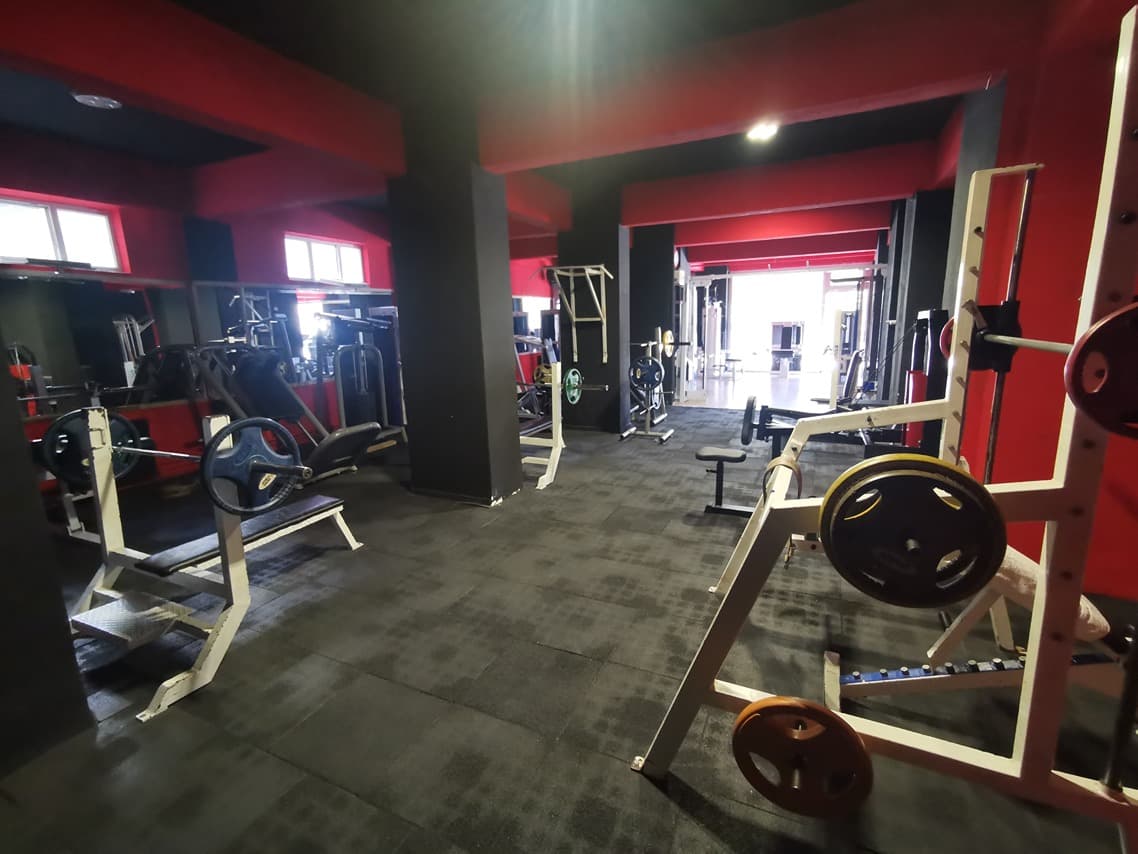 Power Line Sport Center - Demetevler Personal Trainer ve Salonlar - 3. Fotoğraf