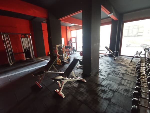Power Line Sport Center - 10. Fotoğraf Power Line Sport Center - 10. Fotoğraf