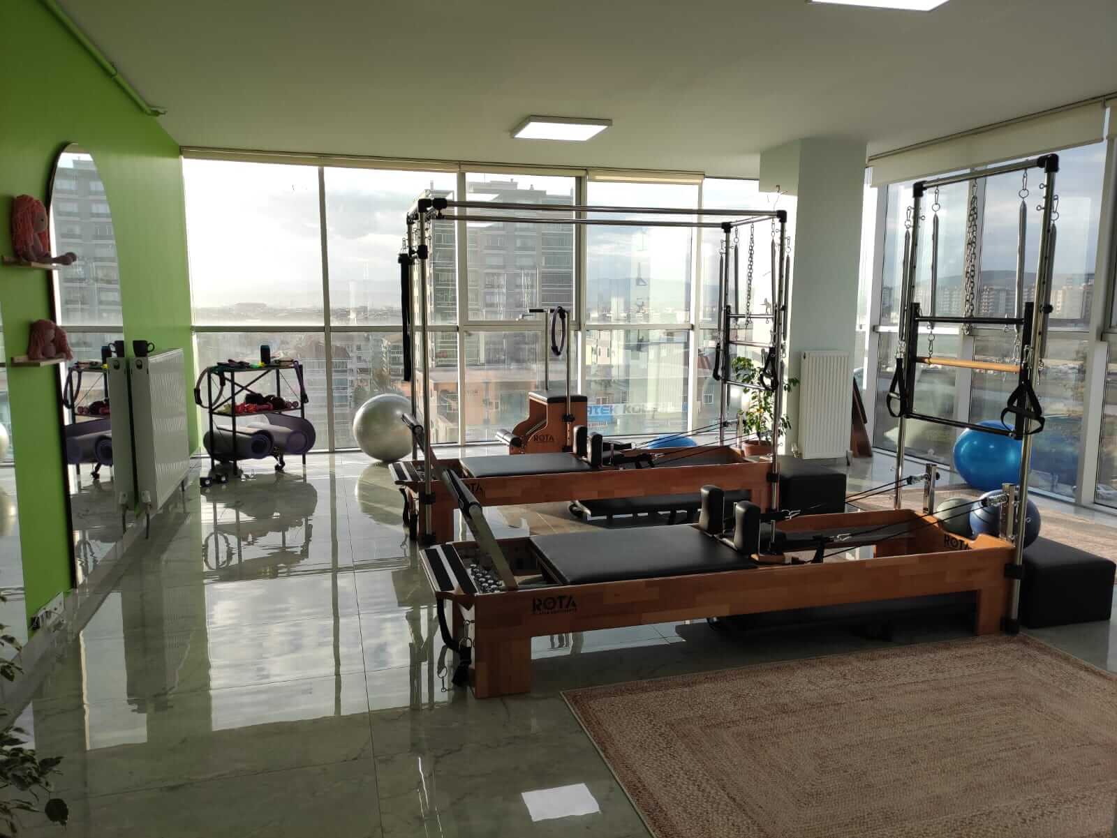 Fizyo Akay Pilates - Batıkent Aletli Pilates - 4. Fotoğraf