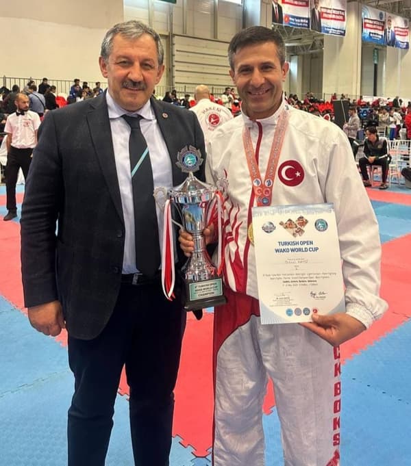 Şenol Kaysi Spor Akademisi - 32. Fotoğraf Şenol Kaysi Spor Akademisi - 32. Fotoğraf