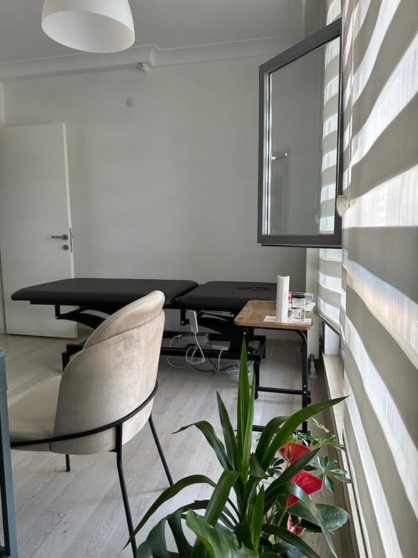 Sacrum Fizyoterapi Pilates - 11. Fotoğraf Sacrum Fizyoterapi Pilates - 11. Fotoğraf