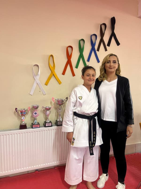 Güneş Karate Do Spor Kulübü - 31. Fotoğraf Güneş Karate Do Spor Kulübü - 31. Fotoğraf