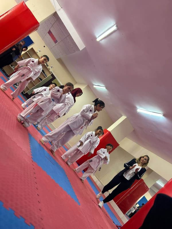 Güneş Karate Do Spor Kulübü - 32. Fotoğraf Güneş Karate Do Spor Kulübü - 32. Fotoğraf