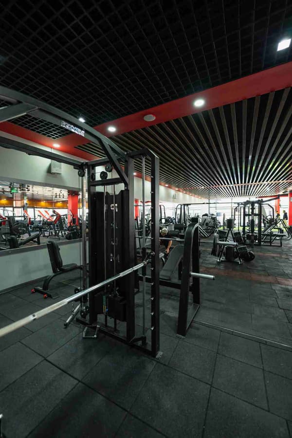 Neolife Gym - Yeni Batı - 11. Fotoğraf Neolife Gym - Yeni Batı - 11. Fotoğraf