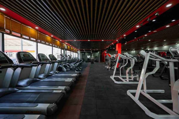 Neolife Gym - Yeni Batı - 1. Fotoğraf Neolife Gym - Yeni Batı - 1. Fotoğraf