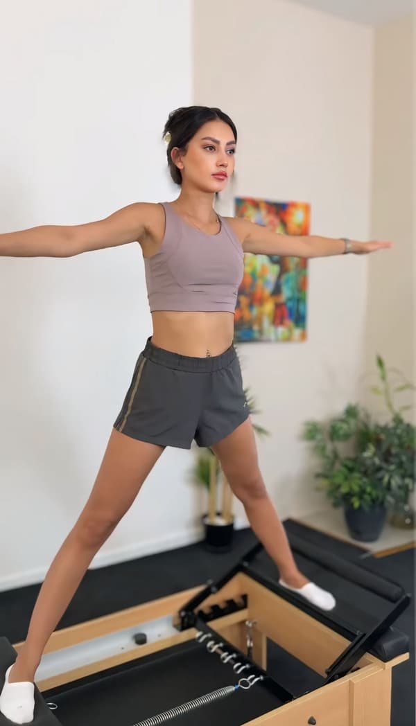 Ayşenur Keklik Pilates Studio - 6. Fotoğraf Ayşenur Keklik Pilates Studio - 6. Fotoğraf