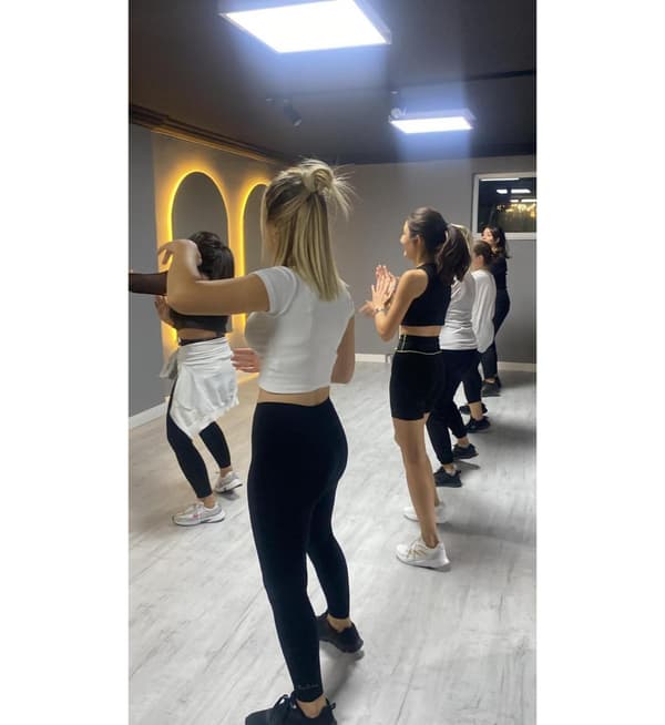 CM Sports Studio - 11. Fotoğraf