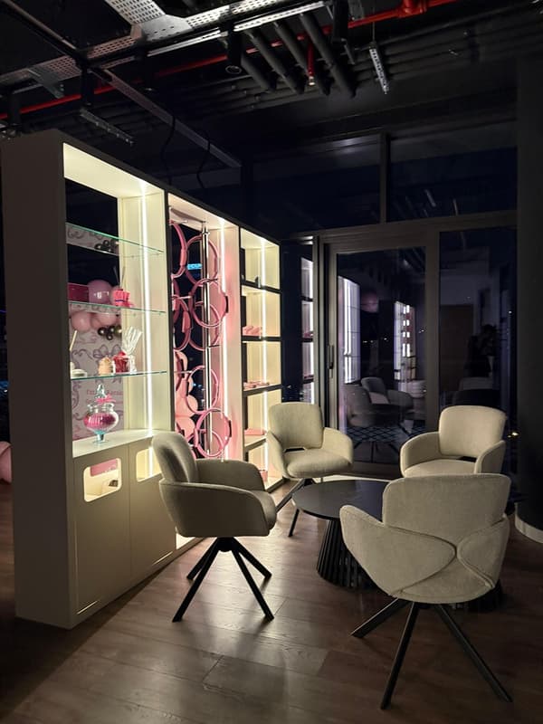 Fzt. Ece Karakoç  - 11. Fotoğraf