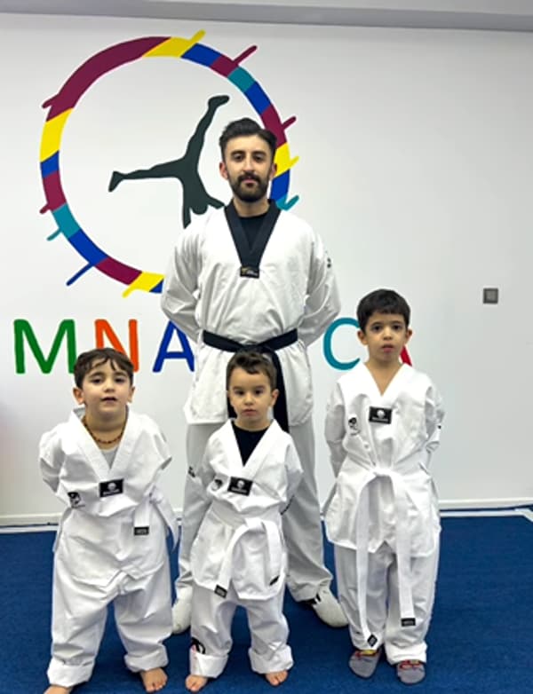 Cimnastica - 1. Fotoğraf Cimnastica - 1. Fotoğraf