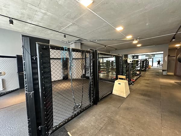 Red Gym Fight  - 8. Fotoğraf