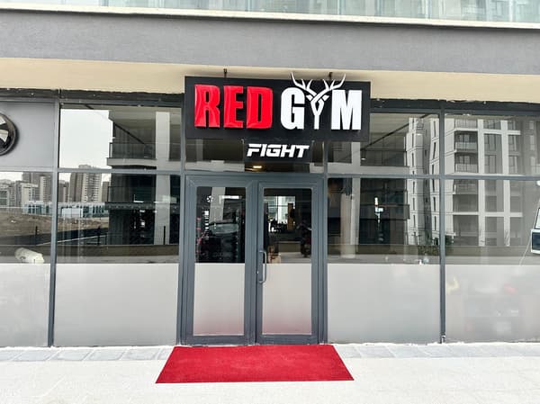 Red Gym Fight - 4. Fotoğraf Red Gym Fight - 4. Fotoğraf